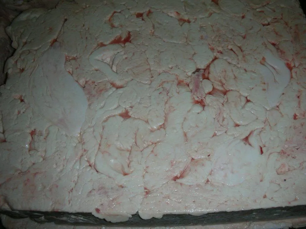 Фотография продукта Жир-сырец свиной, обрезки  шпика,18 тн
